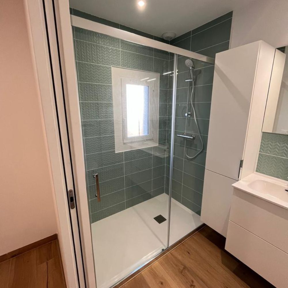 Rénovation salle de bain Angers - douche - faience verte